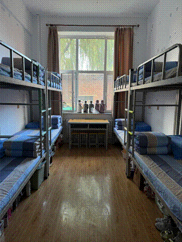 24401班12-106寝室布置照片